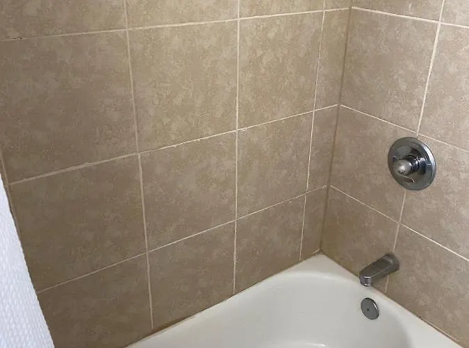 Budget Motel 2*